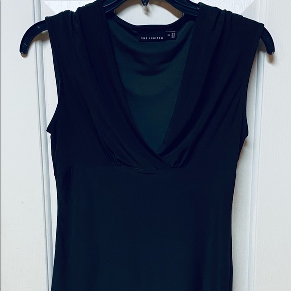 Women’s The  Limited Silk  blouse top sleeveless - Picture 1 of 7